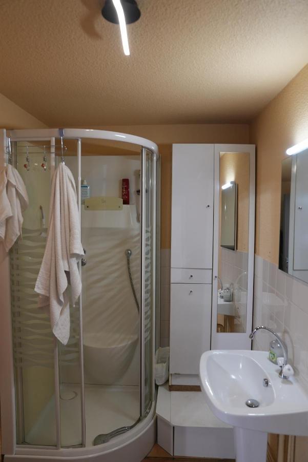 Appartement Spacieux Au Pied Des Pistes Chalmazel-Jeansagniere Buitenkant foto